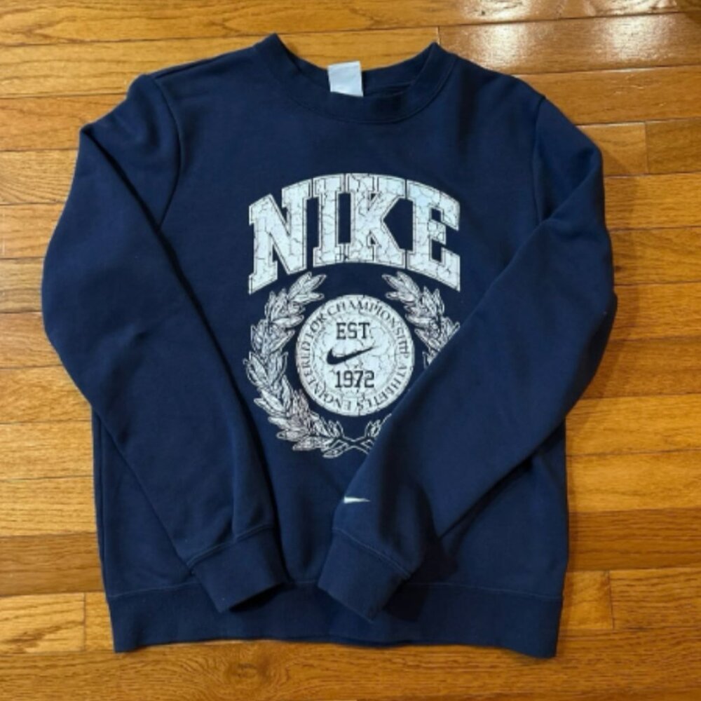 Nike Sportswear Club Fleece Women's Crew-Neck Sweatshirt (S)